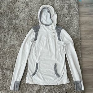 Lululemon pull over